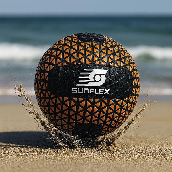 Ball in dunklem Orange mit schwarzem Muster und Sunflex-Logo landet im Sand am Strand.