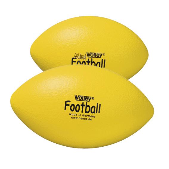 Zwei gelbe Mini-Footballs aus Schaumstoff, hergestellt in Deutschland, vor weißem Hintergrund.