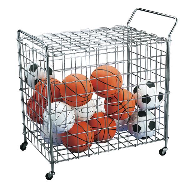 Drahtkorb auf Rollen mit Basketballs, Fußbällen und Volleyballs zur Sportgeräteaufbewahrung.