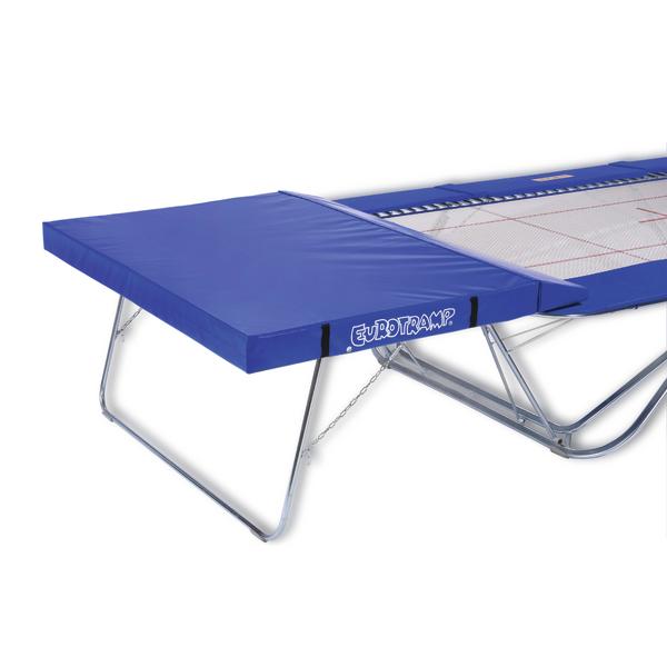 Blauer Sicherheitsrand für Trampolin mit Metallrahmen und Netzfläche, Marke Eurotramp.