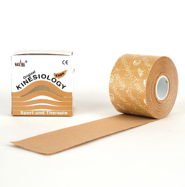 Kinesiologie Tape Rolle und Verpackung für Sport und Therapie in Beige.