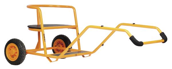 Robuster gelber Pferdeanhänger mit zwei Rädern und gepolstertem Sitz für Pferdetransport.