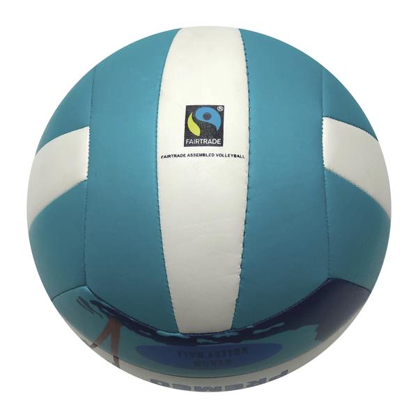 Fairtrade Volleyball in Blau und Weiß, nachhaltiger Sportartikel für Volleyballspiele.