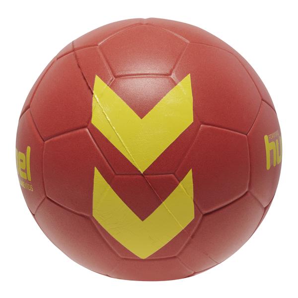 Roter Handball mit zwei großen gelben Pfeilen in der Mitte, ideal für Handballspiele und Training.