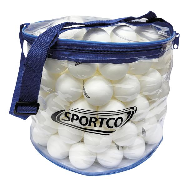 Sportco Tischtennisbälle-Set mit weißen Tischtennisbällen in transparenter Tragetasche mit blauem Reißverschluss und Schultergurt.