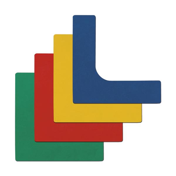 Bunte Bodenmarkierungen in Grün, Rot, Gelb und Blau, übereinandergelegt auf weißem Hintergrund.