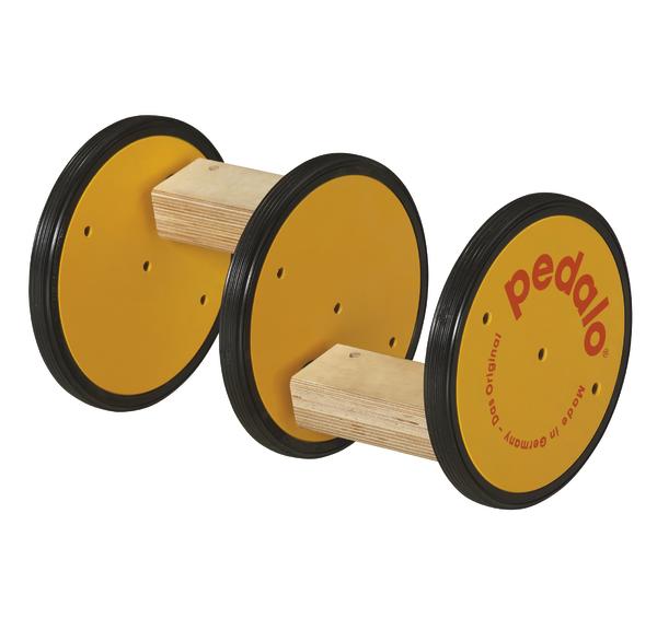 Pedalo Balanciergerät mit gelben Rädern und Holzgriff für Gleichgewichtstraining.
