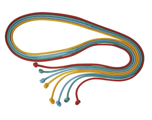 Mehrfarbige Kletterseile mit Knotenenden, ideal für Outdoor- und Bergsportaktivitäten.