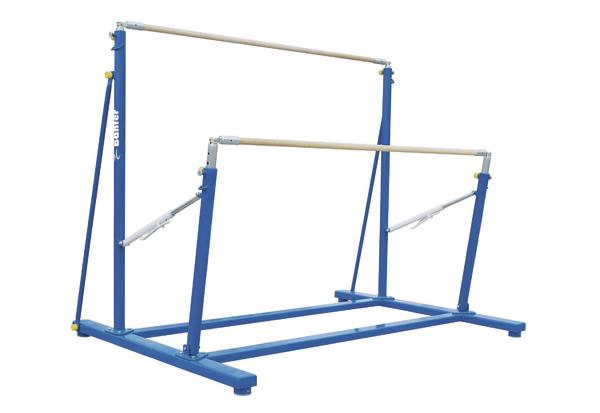 Barren Turngerät aus blauem Metallrahmen mit zwei Holzstangen für Gymnastikübungen.