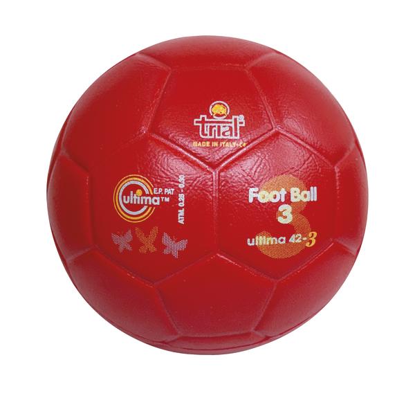 Roter Trial Fußball mit klassischer Panelstruktur und Aufdruck, geeignet für Training und Freizeitspiele.