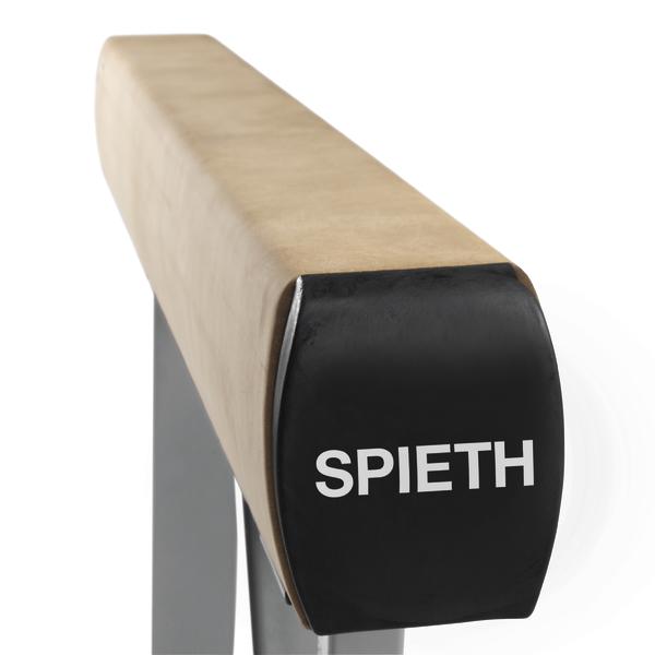 Schwebebalken mit Spieth-Logo, braune Polsterung und graue Metallbeine für Turnsport.