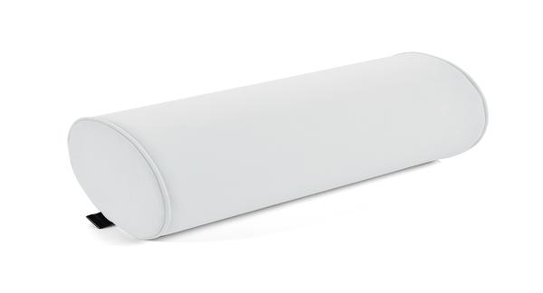 Weißes ergonomisches Nackenstützkissen in halbrunder Form auf weißem Hintergrund.