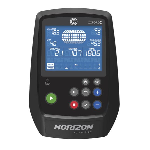 Display und Steuerungseinheit des Horizon Oxford 6 Rudergeräts mit Trainingsdaten und Bedienknöpfen.