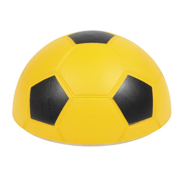 Halbrunde Trainingskuppel im Fußball-Design mit gelben und schwarzen Feldern.