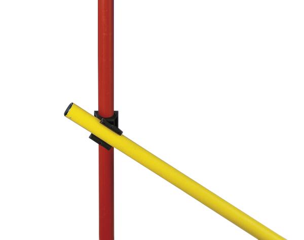 Roter Pfosten mit gelbem Absperrbandhalter für Sicherheitsabsperrungen.