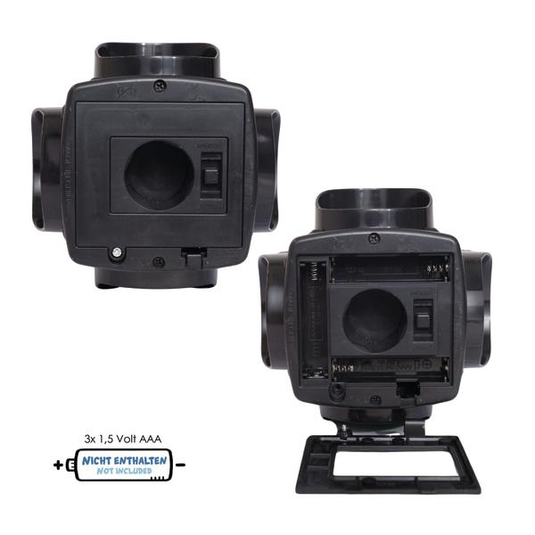 Rückansicht eines schwarzen Ampelgehäuses mit Batteriefach für AAA-Batterien vor weißem Hintergrund.