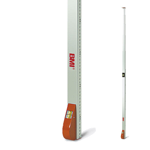 Ausziehbarer Messstab mit BMI-Logo für präzise Höhenmessung im Bauwesen.