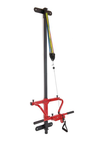 Rotes und schwarzes Fitnessgerät mit Widerstandsbändern für Oberkörpertraining an der Wand montiert.