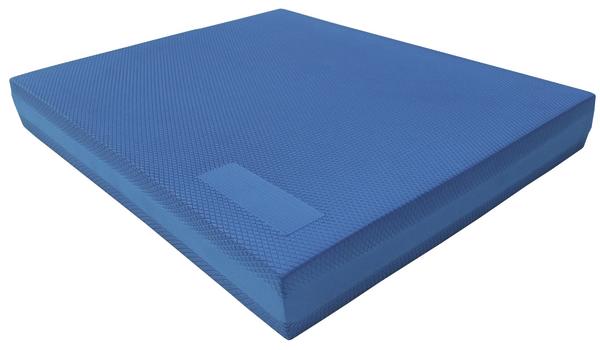 Blaues Sitzkissen aus Schaumstoff mit rutschfester Oberfläche für Komfort und Stabilität.