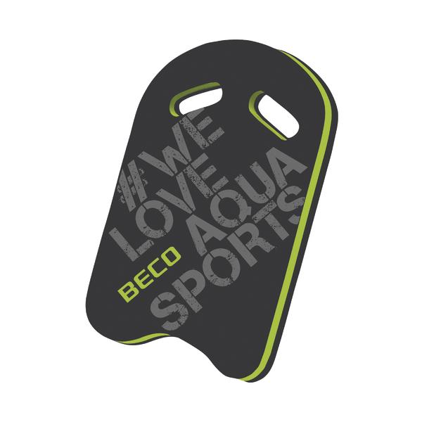 Schwarzes BECO Kickboard Sport mit grünem Rand, Grifföffnungen und grauem Schriftzug auf hellem Hintergrund.
