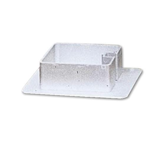 Weiße Bodenhülsen-Abdeckkappen mit quadratischer Basis.