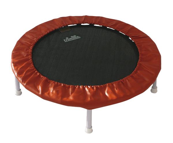 Mini-Trampolin mit rotem Rand und schwarzer Sprungfläche, Fitness-Training für Zuhause.