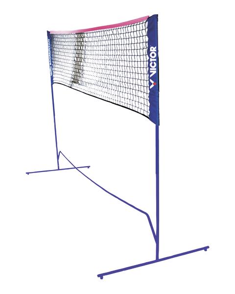 Badmintonnetz mit blauem Rahmen und schwarzem Netz, freistehend auf weißem Hintergrund.