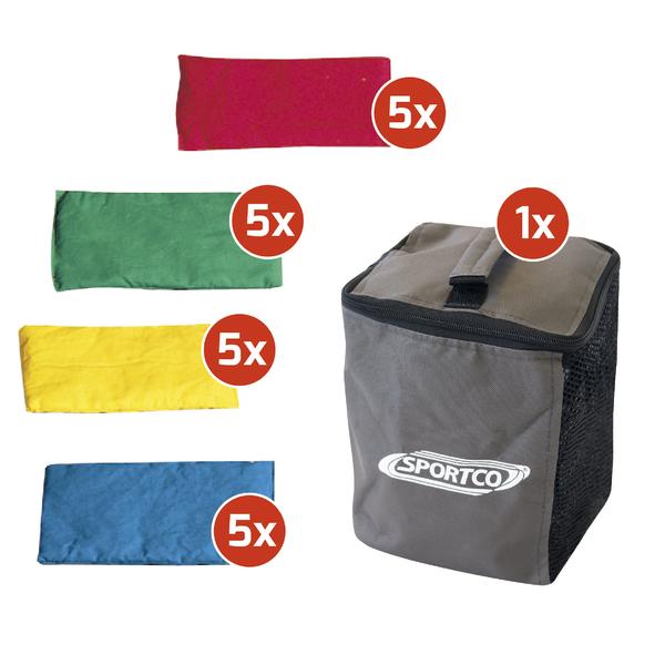 Sportco Sandsäckchen-Set mit 20 farbigen Sandsäckchen und grauer Aufbewahrungstasche.