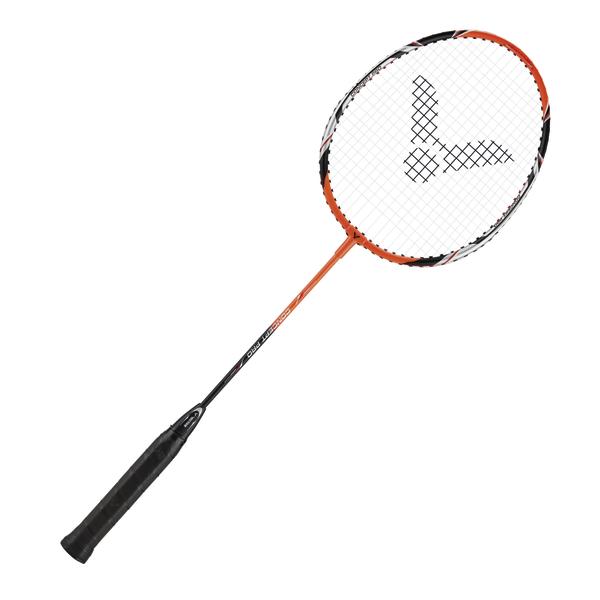 Badmintonschläger mit rotem Rahmen und schwarzem Griff, weißer Bespannung und Logo.