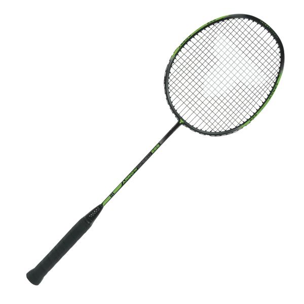 Badmintonschläger mit schwarzem Griff, leichtem Rahmen und Bespannung, in Schwarz mit grünen Akzenten gestaltet.