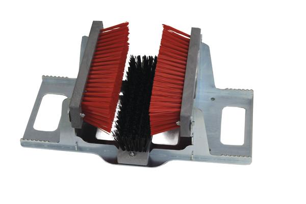 Metallischer Schuhputzautomat mit roten und schwarzen Bürsten für Schuhreinigung.