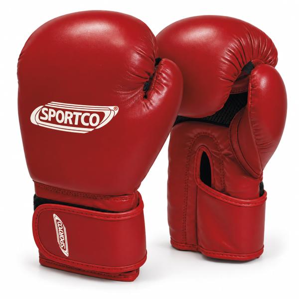 Paar rote Sportco Boxhandschuhe mit weißem Sportco Logo, gepolsterter Schlagfläche und breiten Klettverschlüssen am Handgelenk.