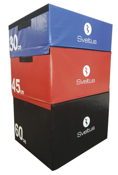 Sveltus Sprungboxen-Set in Blau, Rot und Schwarz mit Höhen 30, 45 und 60 cm.