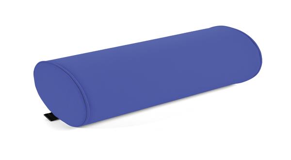 Blaues Nackenstützkissen in halbrunder Form für ergonomischen Schlafkomfort.