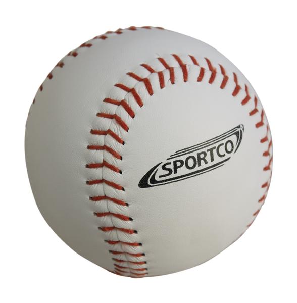 Baseball mit roter Naht und Sportco-Logo, weißer Lederball für Baseballspiele.
