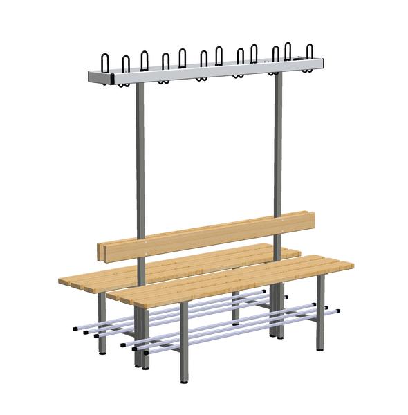 Umkleidebank mit Holzsitz, Rückenlehne und Metallhaken für Kleidung, Sportbereich