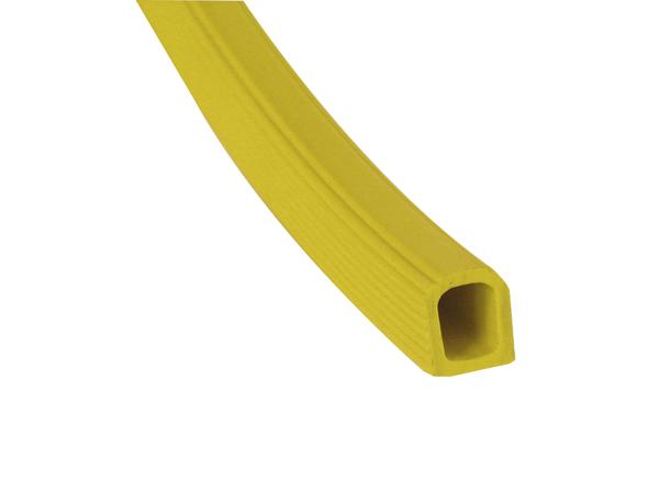 Gelber Kantenschutz aus flexiblem Kunststoff mit quadratischem Hohlprofil, Schutzprofil.