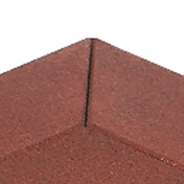 Randeckplatte als sauberen Anschluss, an den Seiten abgeschrägt und mit Gehrung.