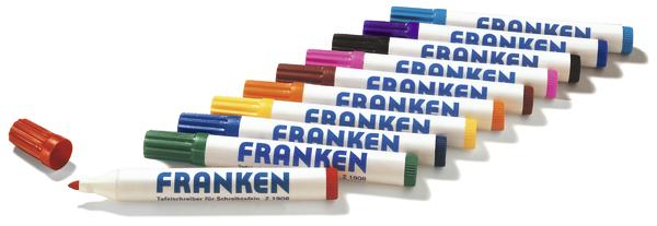 Bunte Franken Tafelschreiber in verschiedenen Farben, aufgereiht auf weißem Hintergrund.