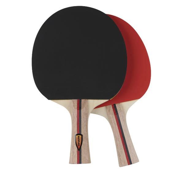 Tischtennisschläger mit schwarzer und roter Schlagfläche und Holzgriff, Paar.