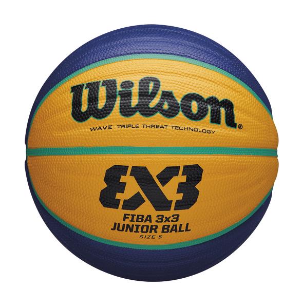 Wilson FIBA 3x3 Junior Basketball in Blau und Gelb, Größe 5, Nahaufnahme.