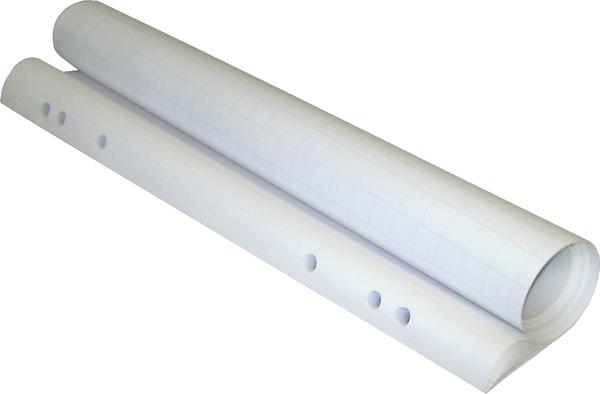 Zwei weiße, gelochte Rollen selbstklebende Folie mit Rastermuster, aufgerollt.