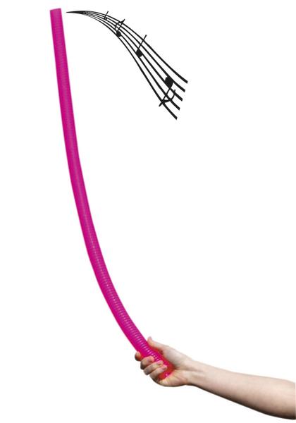 Hand hält pinkes Musikinstrument mit Noten, die Musik symbolisieren.