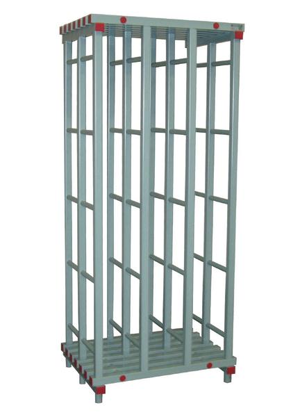 Robusters Lagerungsregal für Schwimmflöße Kunststoffprofilen.