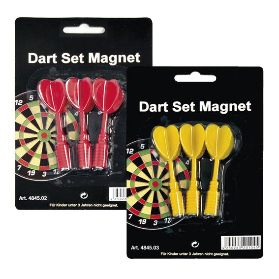 Magnetische Darts in Rot und Gelb im 3er-Set auf schwarzer Verpackung mit Dartboard-Motiv.