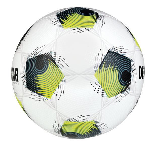 Weißer DERBYSTAR Brillant TT Fußball mit schwarz-blau-gelbem Spiraldesign, glänzender Oberfläche und markanter Panelstruktur seitliche Ansicht
