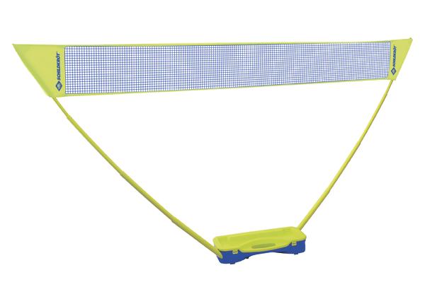 Tragbares Badmintonnetz mit gelben Stangen und blauem Sockel für Outdoor-Spiele.