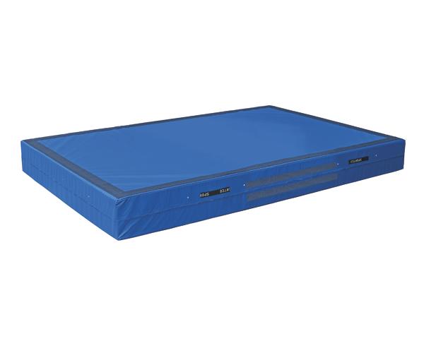 Blaue Turnmatte mit rutschfester Oberfläche und Griffen für Sport und Gymnastik.
