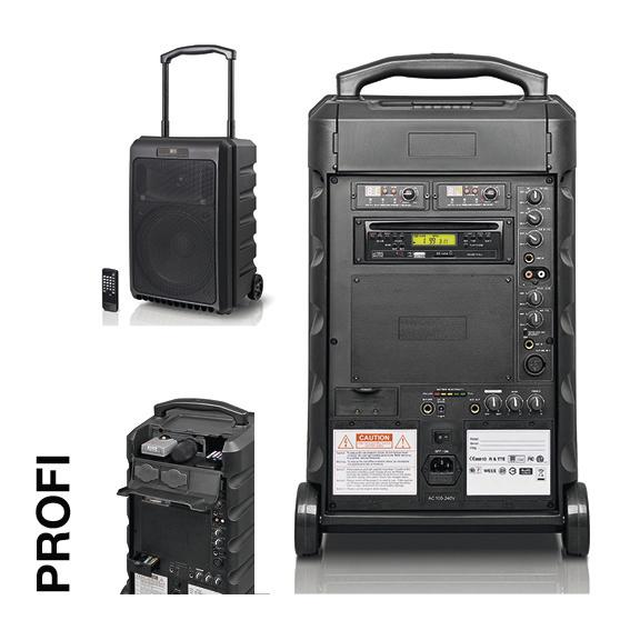 Mobiler Lautsprecher mit Teleskopgriff und Fernbedienung, schwarz, auf weißem Hintergrund.