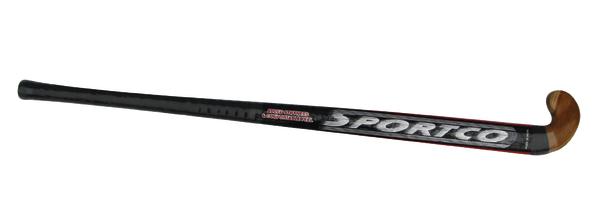 Hockeyschläger aus Holz mit schwarzem Schaft und gebogenem braunem Schlägerkopf, Marke Sportco.